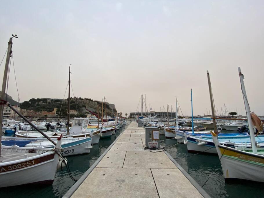 Charmant Studio Au Coeur De Cassis Exteriér fotografie
